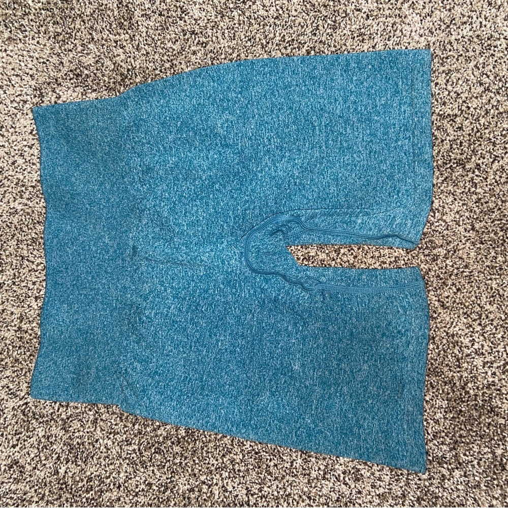Blue NVGTN scrunch shorts